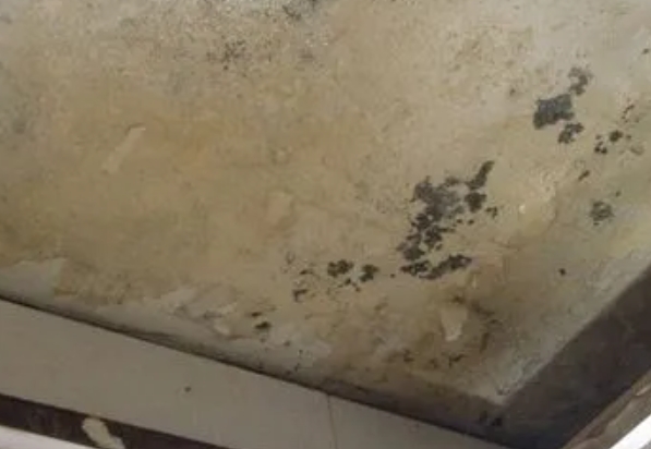 监利阳台漏水维修公司分享下监利卫生间渗水维修需要注意哪些问题。